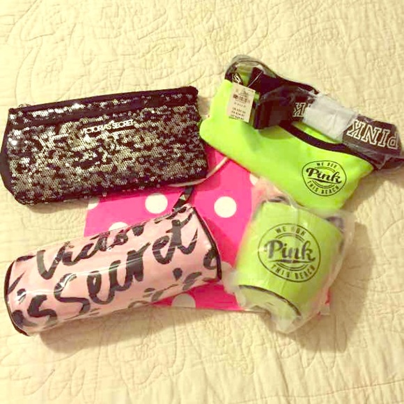 PRICE DROP! Victoria secret fanny pack bundle