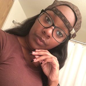 Meet your Posher, Bria