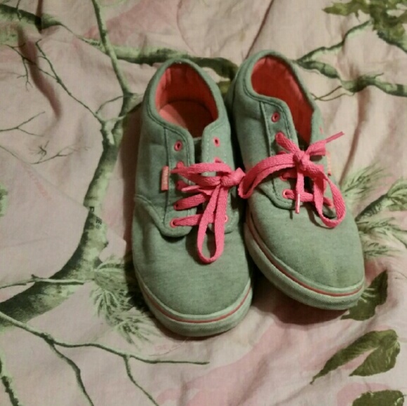 Women's van sneakers