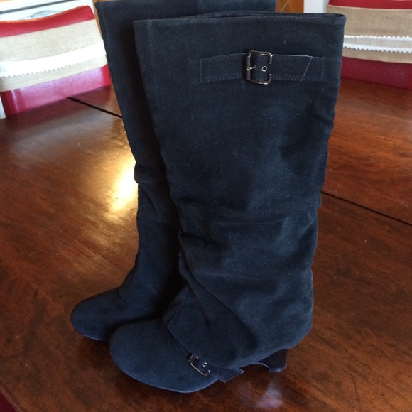 Suede like boots. Dooabollo 9
