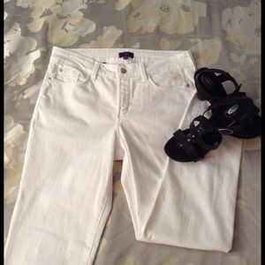Excellent condition NYDJ jeans