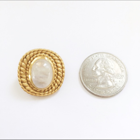 💥SOLD💥Julie Vos Moonstone and Gold Rope Earrings - Picture 3 of 3