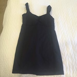 Black Lulu lemon tank