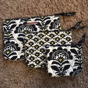 Vera Bradley set of various sized bags