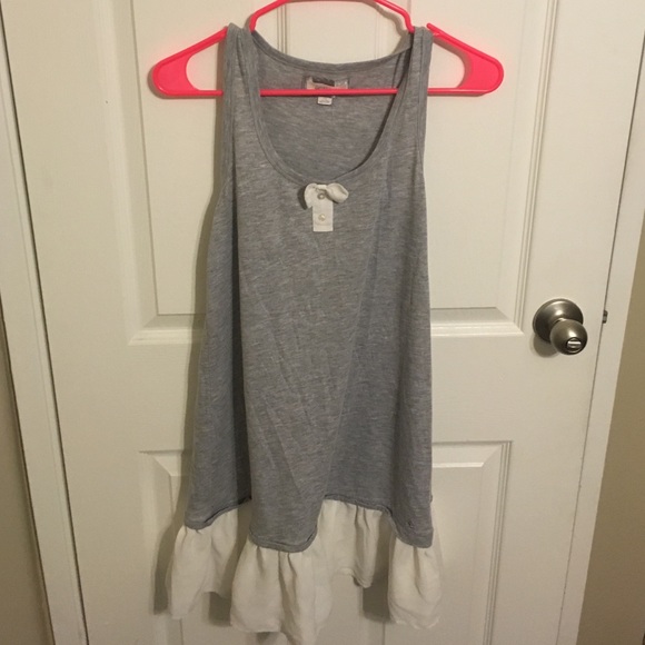 White Camisole/Tank Top Perfect for layering - Picture 2 of 4