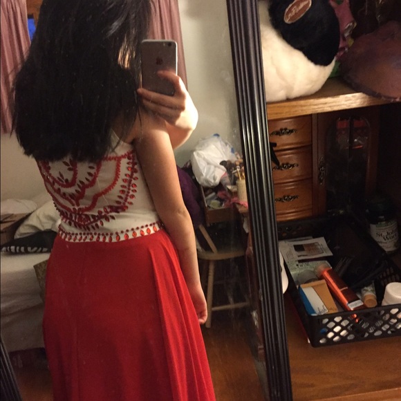 Red prom dress - Picture 2 of 3