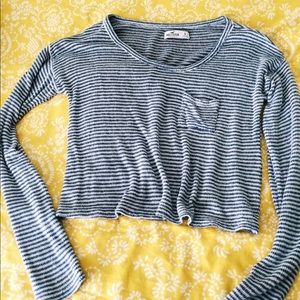 Hollister snit striped long sleeve crop top