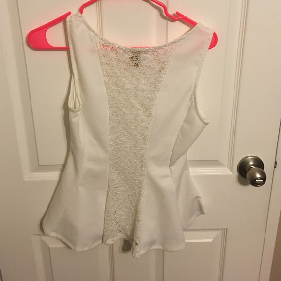 White fancy tank top! - Picture 2 of 4