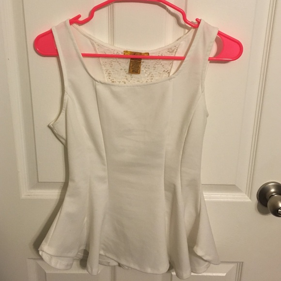 White fancy tank top! - Picture 4 of 4
