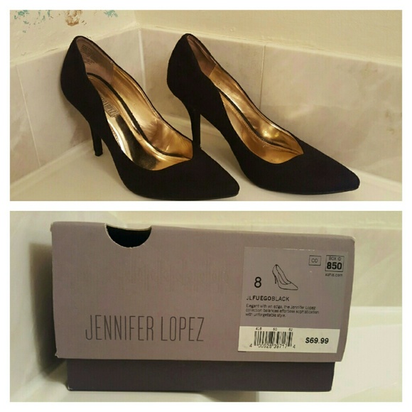 ~ Black Suede Pointed Toe Heels ~ - Picture 3 of 4