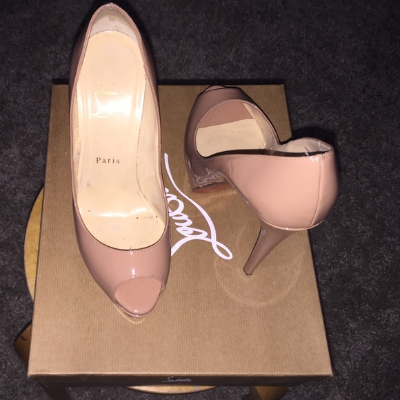 Christian Louboutin Lady Peep size 38.5