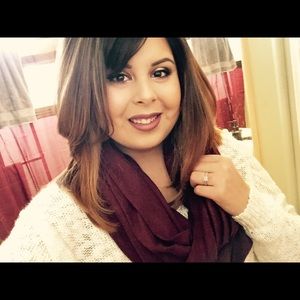 Meet your Posher, Charissa