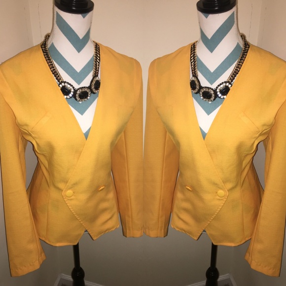 Yellow blazer