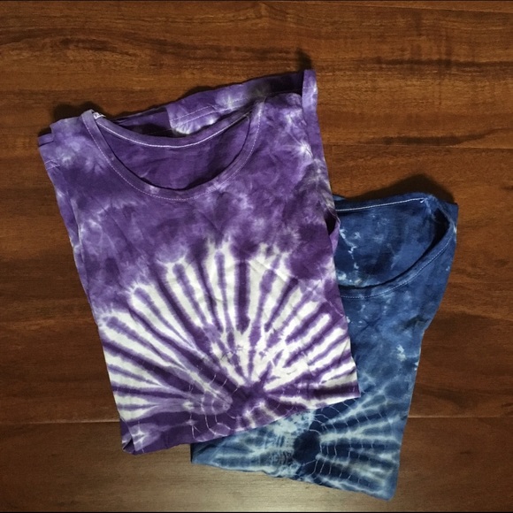 [SOLD] Tie Dye Shirts Bundle - Picture 2 of 2