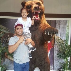 Meet your Posher, Claudio