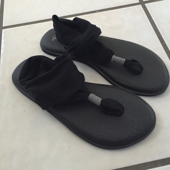 Sanuk Yoga sling sandal size 8