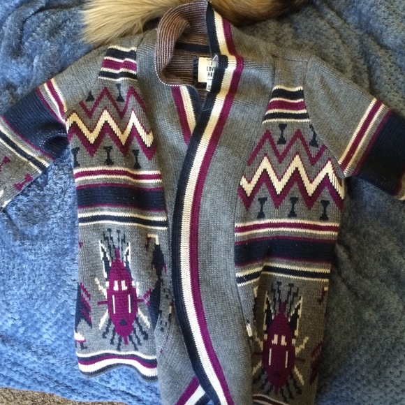 Hollister sweater size med