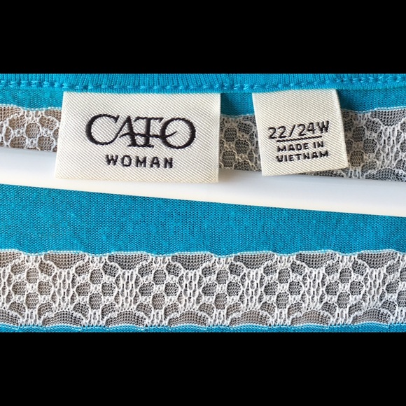 Nice top - Picture 2 of 2