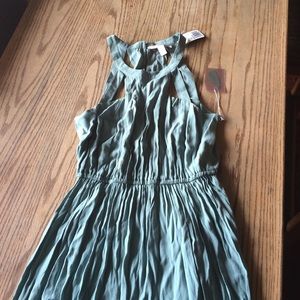 F21 contemporary cutout detail maxi dress