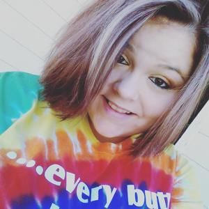 Meet your Posher, Caitlin