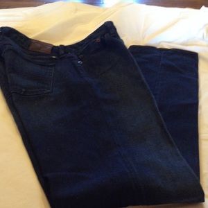 Lucky Brand Jeans 8/29 Regular. Sweet Straight.