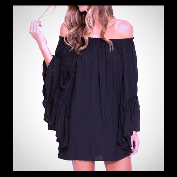 Dresses & Skirts - Ethereal Chiffon off the shoulders mini dress