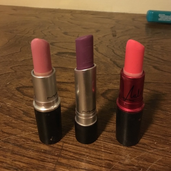Mac lipstick bundle