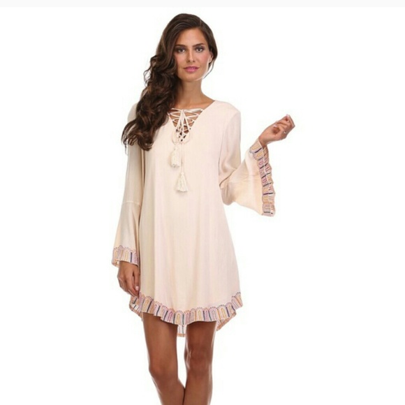NWT Cream Embroidery Tunic