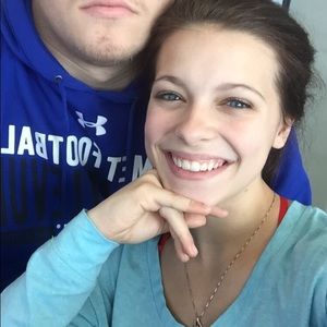 Meet your Posher, Isabella