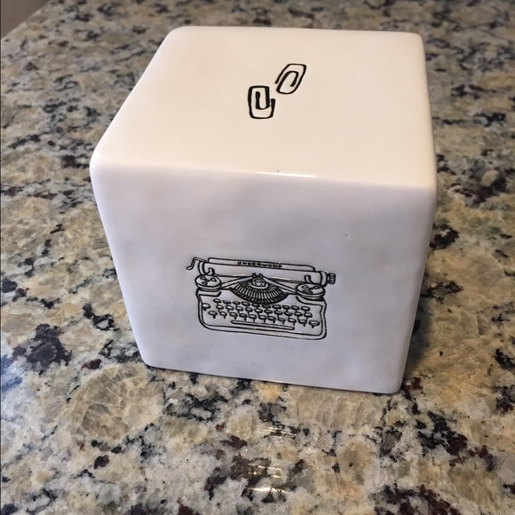 Rae Dunn office piece