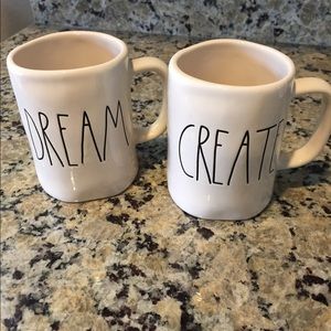 Rae Dunn mug set