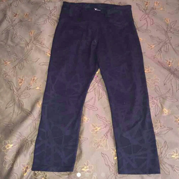 Old Navy Active Brand Capris-Large