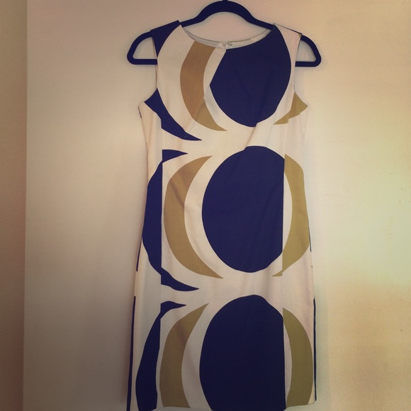 Above the knee sleeveless dress - local Austin.