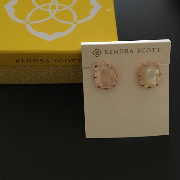 Kendra Scott Morgan stud