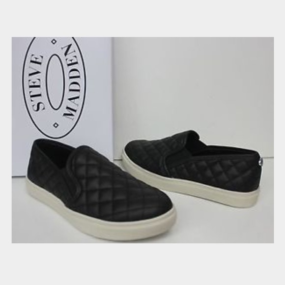 New Steve Madden black shoes