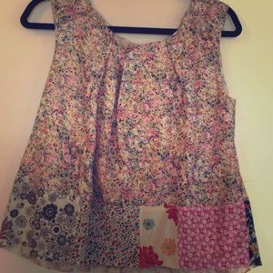 Sleeveless Dosa multi-colored pleated top.