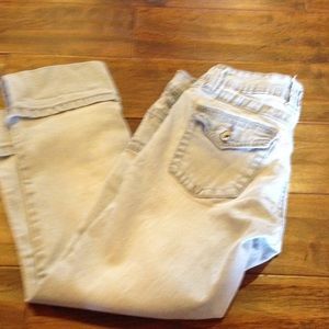 Adorable Angel's Button up Capri Jeans. Size 7