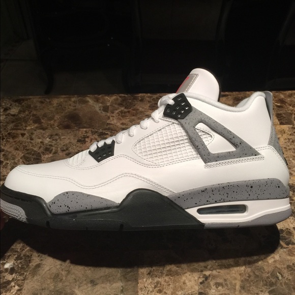 ⚠️SOLD⚠️ Air Jordan Retro 4 White Cement - Picture 1 of 3