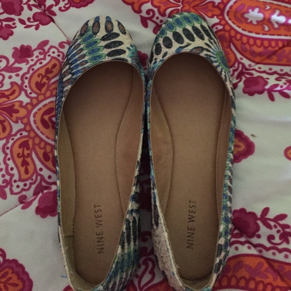 Nine West Peacock Flats