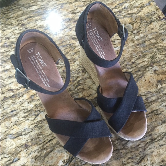 Toms Wedges
