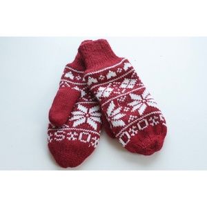 NEW Red Fairisle Print Headband and Mittens