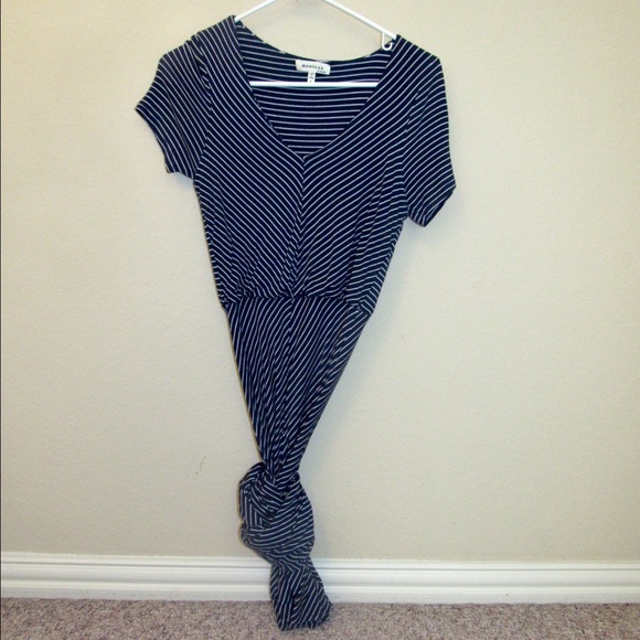 Striped Maxi Dress - Picture 3 of 4