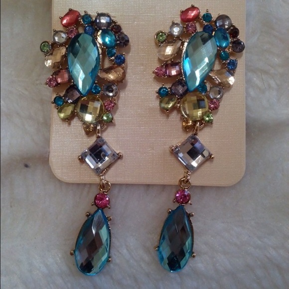 💎Colorful crystal dangle earrings 💎 - Picture 2 of 4
