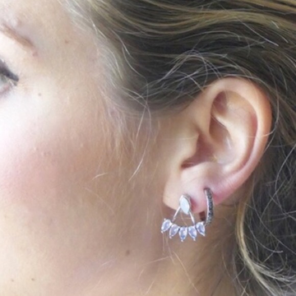 1 left! Clearance! HP🎉 Silver opal ear jackets - Picture 2 of 3