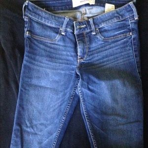 Hollister skinny jeans