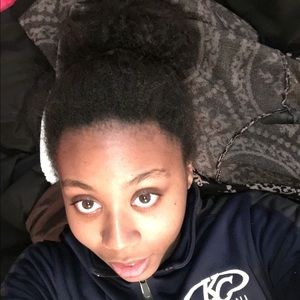 Meet your Posher, Rexesha