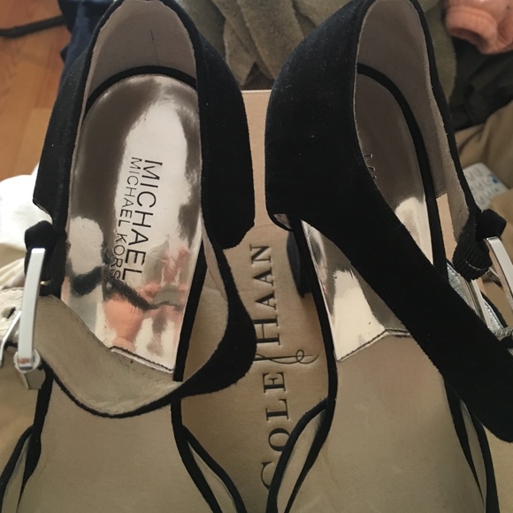 Black heel - Picture 1 of 3
