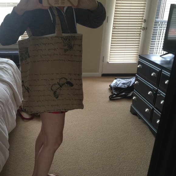Burlap Tote - Picture 4 of 4