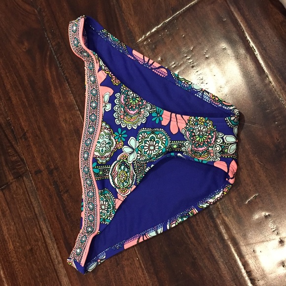 Floral bikini bottoms