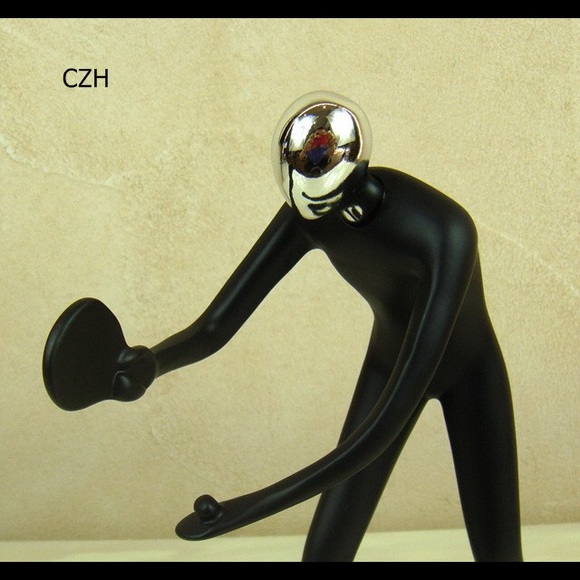 #Ping Pong statue, - Picture 2 of 4